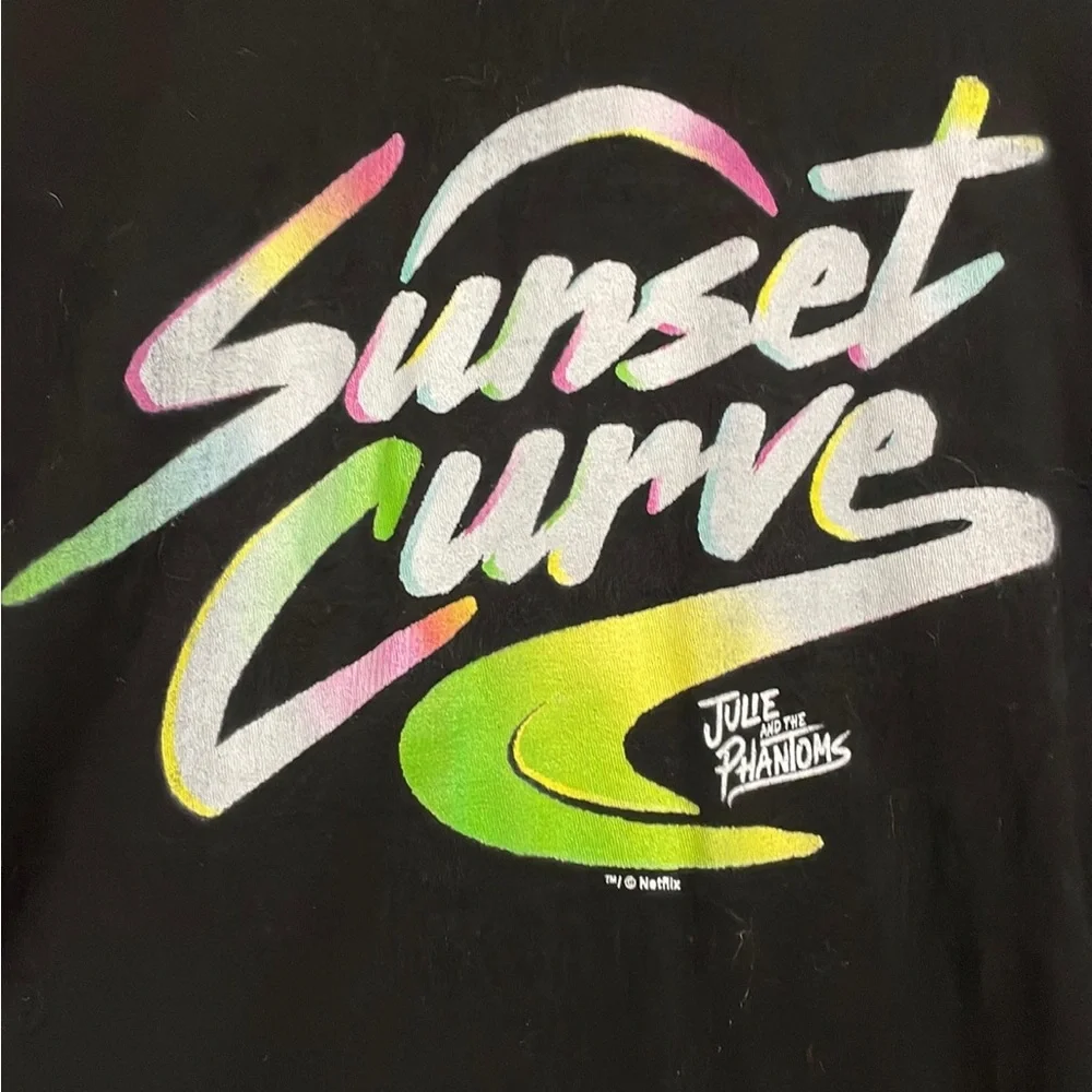 Sunset Curve Julie & The Phantoms Neon Graphic Black T-Shirt Adult XL - Picture 2 of 6